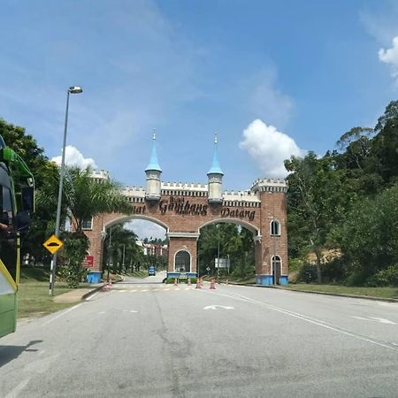 Gambang Homestay Banglomuslim Kuantan Exterior photo