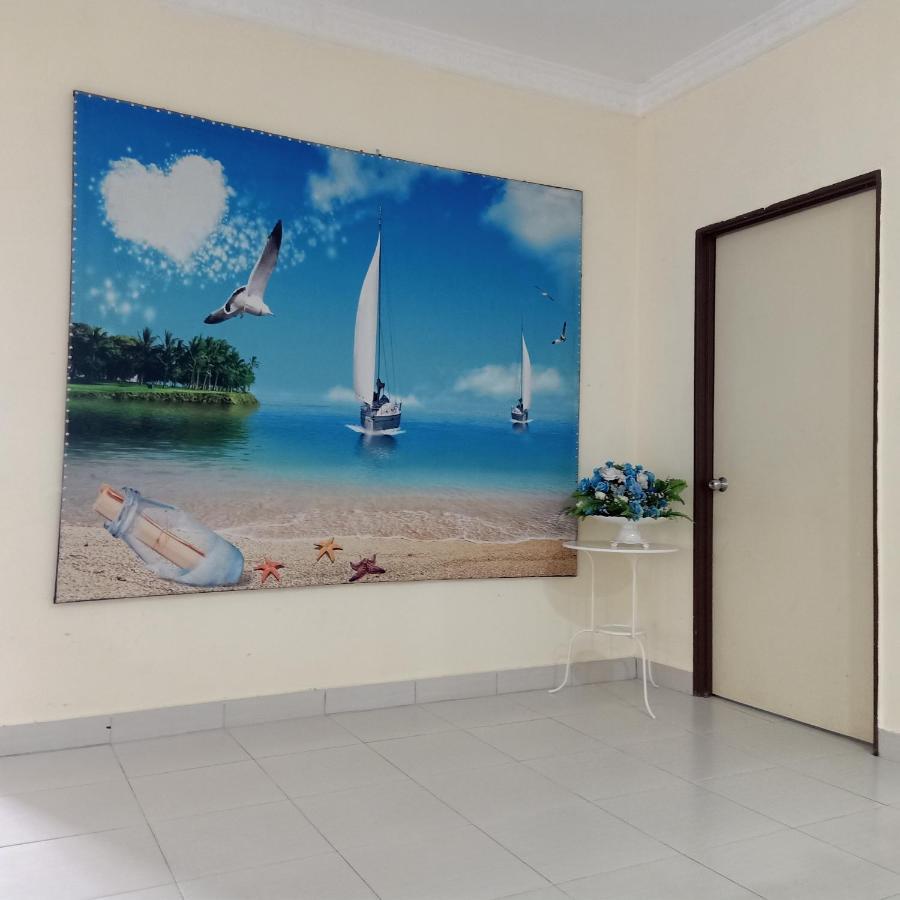Gambang Homestay Banglomuslim Kuantan Exterior photo