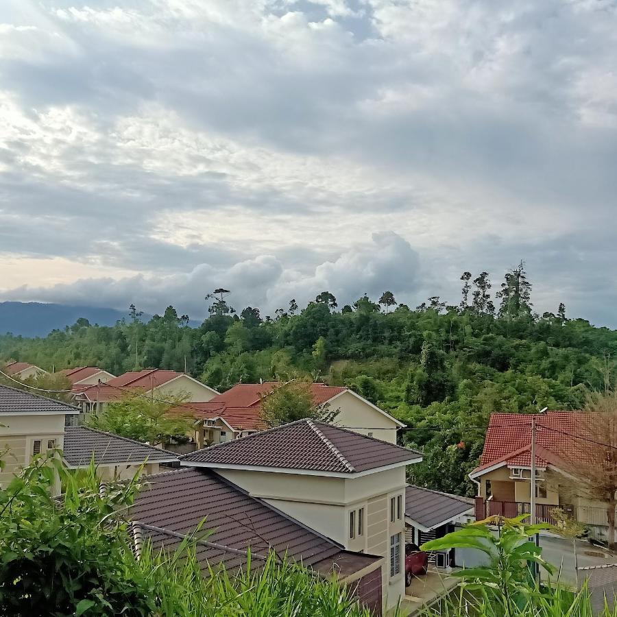 Gambang Homestay Banglomuslim Kuantan Exterior photo